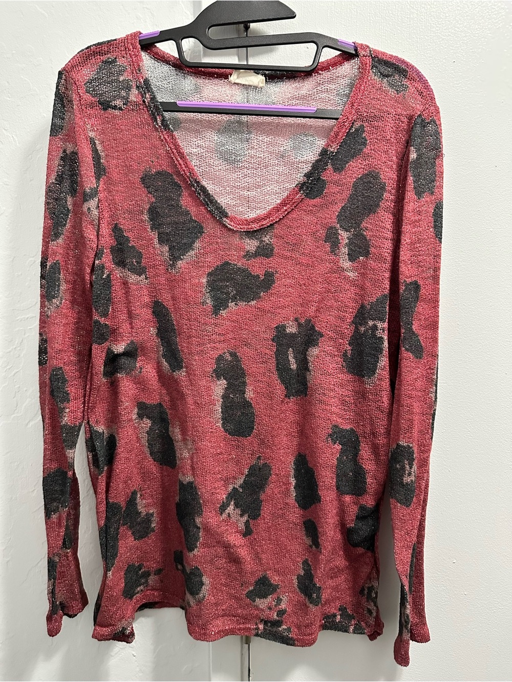 BiBi Pink and Black Animal Print Long Sleeve V‑Neck Top